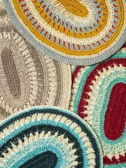 JOANNA BUCHANAN Multicolored Crochet Placemats Berry -JOANNA BUCHANAN Sales unnamed file 165